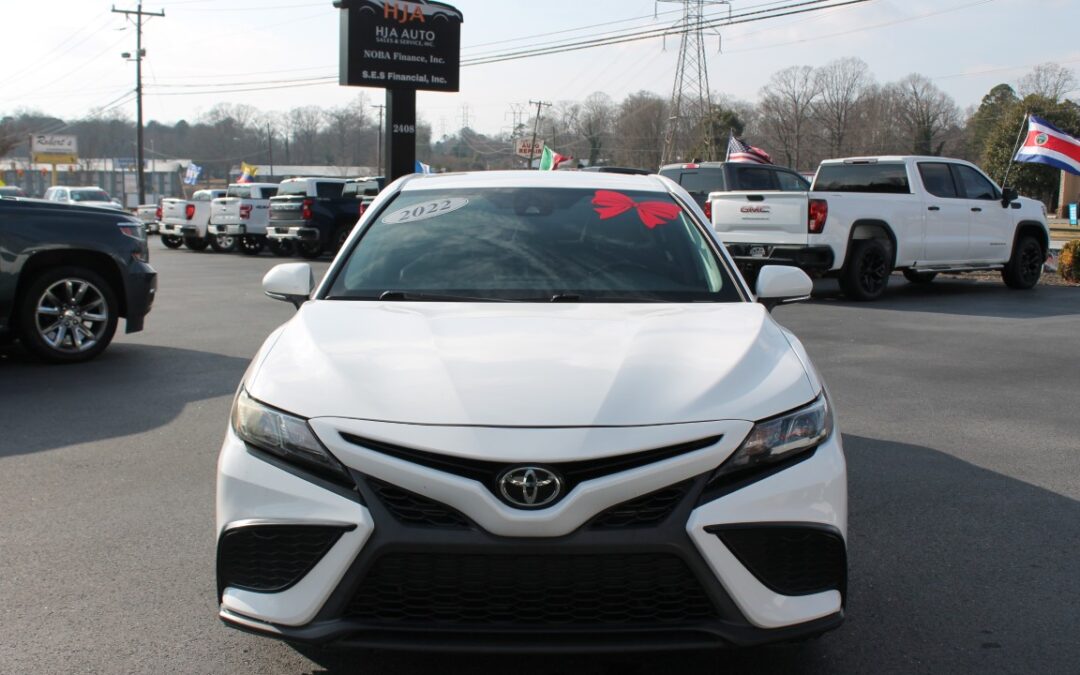 2022 TOYOTA CAMRY SE