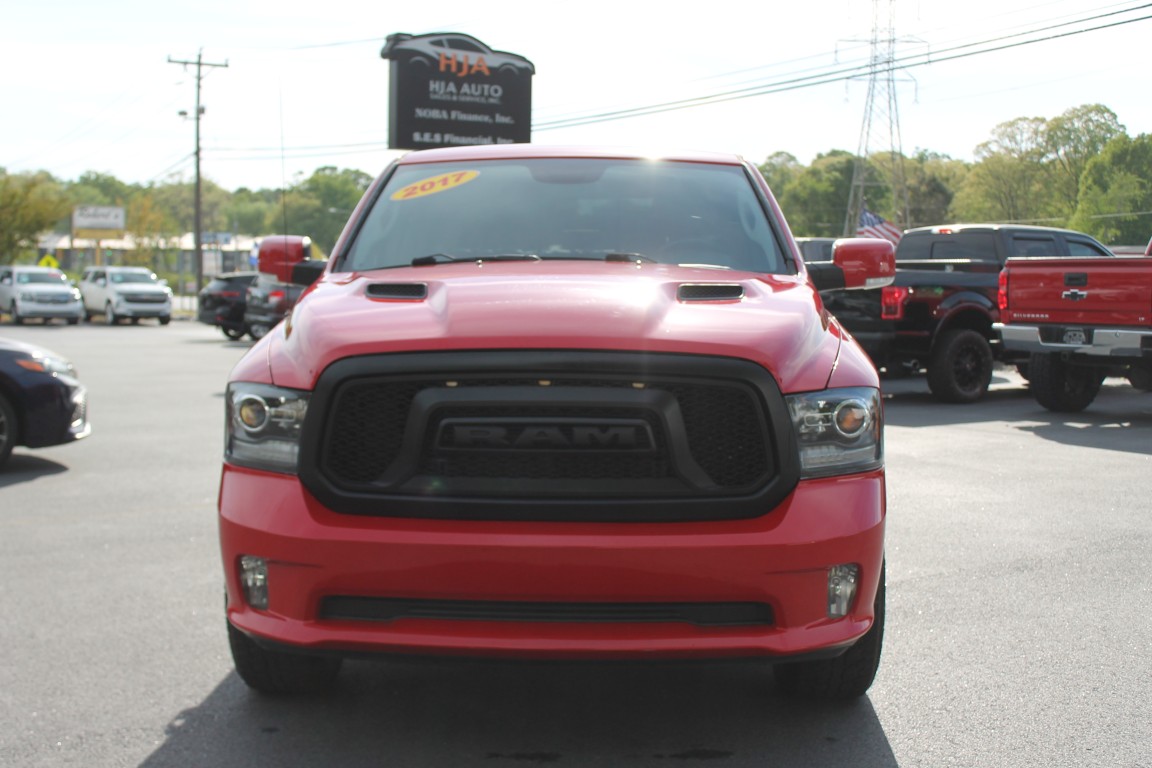 2017 RAM 1500 Night 4x4 Crew Cab 5'7's photo