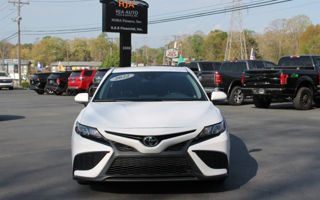 2022 TOYOTA CAMRY SE