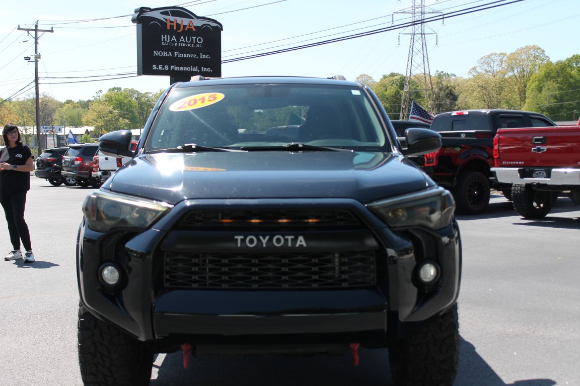 2015 Toyota 4Runner SR5 V6's photo