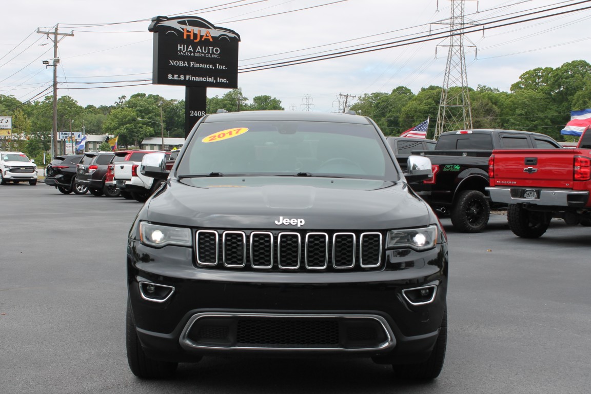 2017 Jeep Grand Cherokee Limited's photo