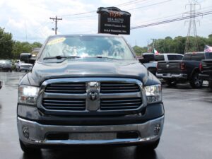 2016 RAM 1500 SLT